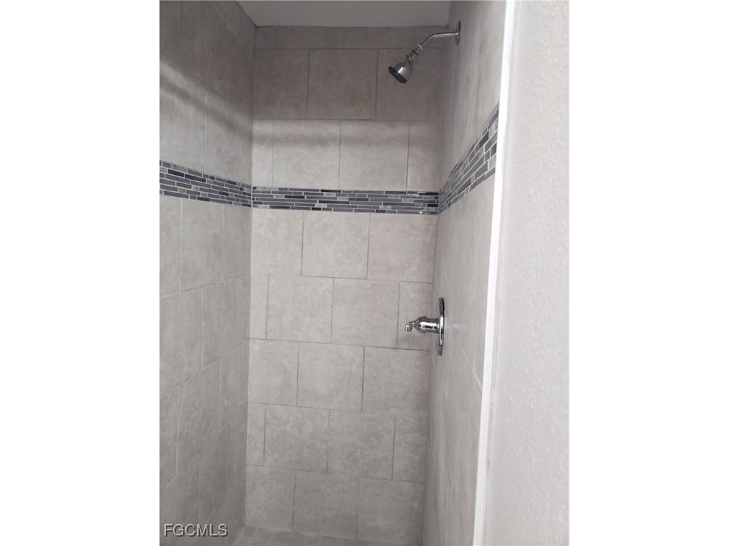 204 1st Street Fort Myers FL 33907 2025004949 image9