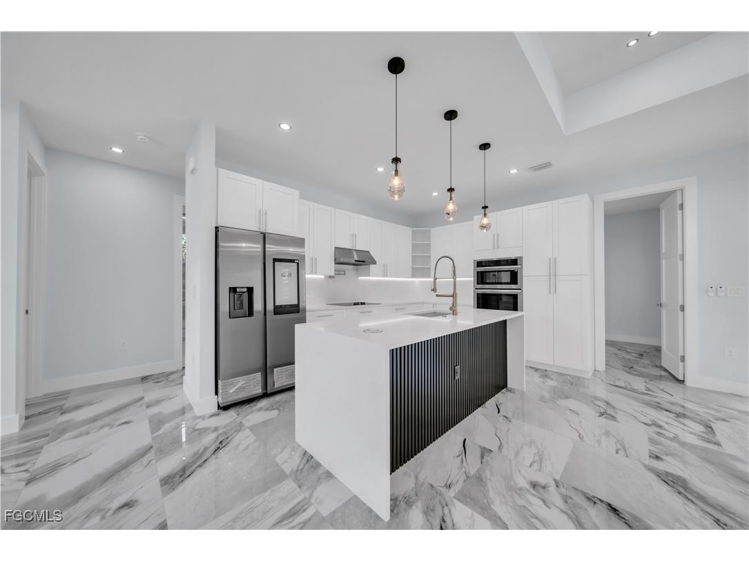 204 E 10th Street Lehigh Acres FL 33972 2025011673 image5