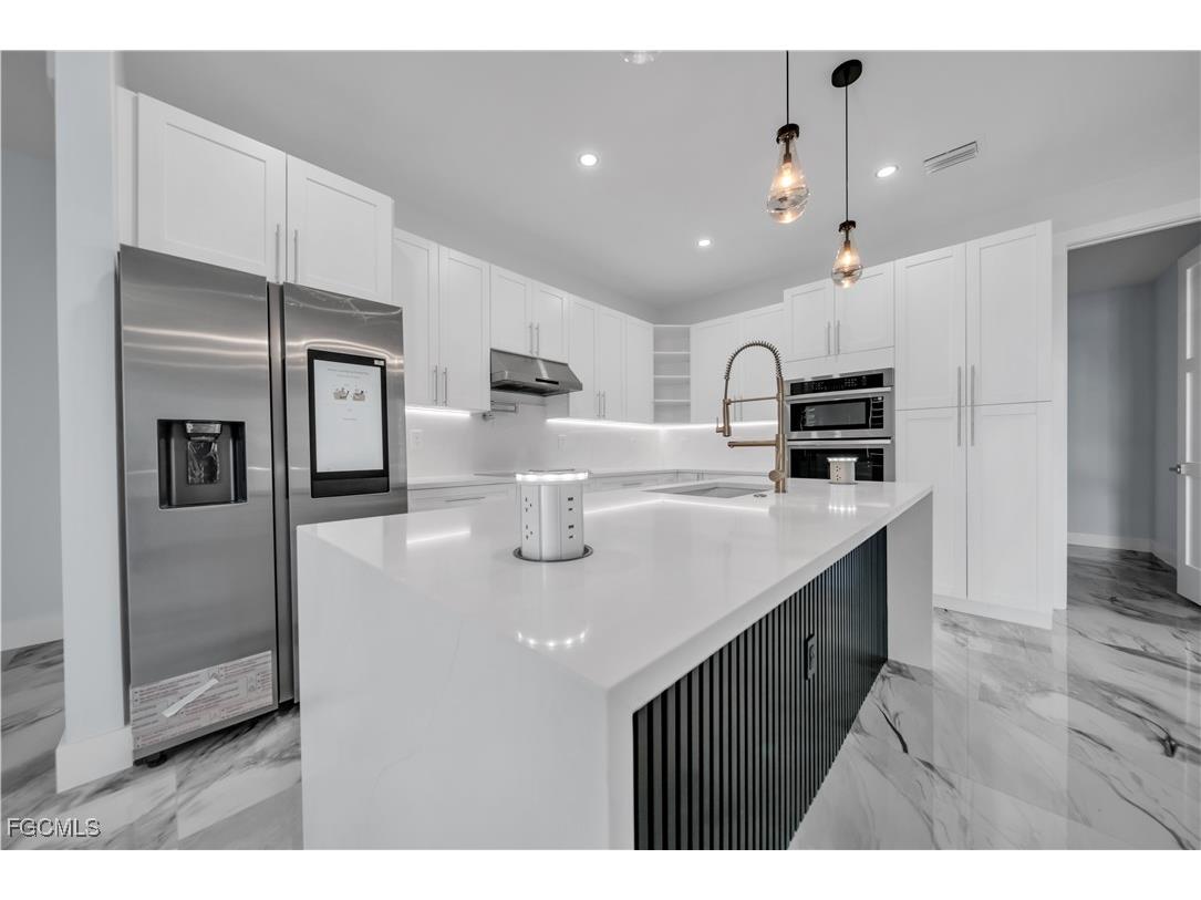 204 E 10th Street Lehigh Acres FL 33972 2025011673 image6