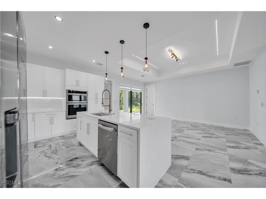 204 E 10th Street Lehigh Acres FL 33972 2025011673 image7