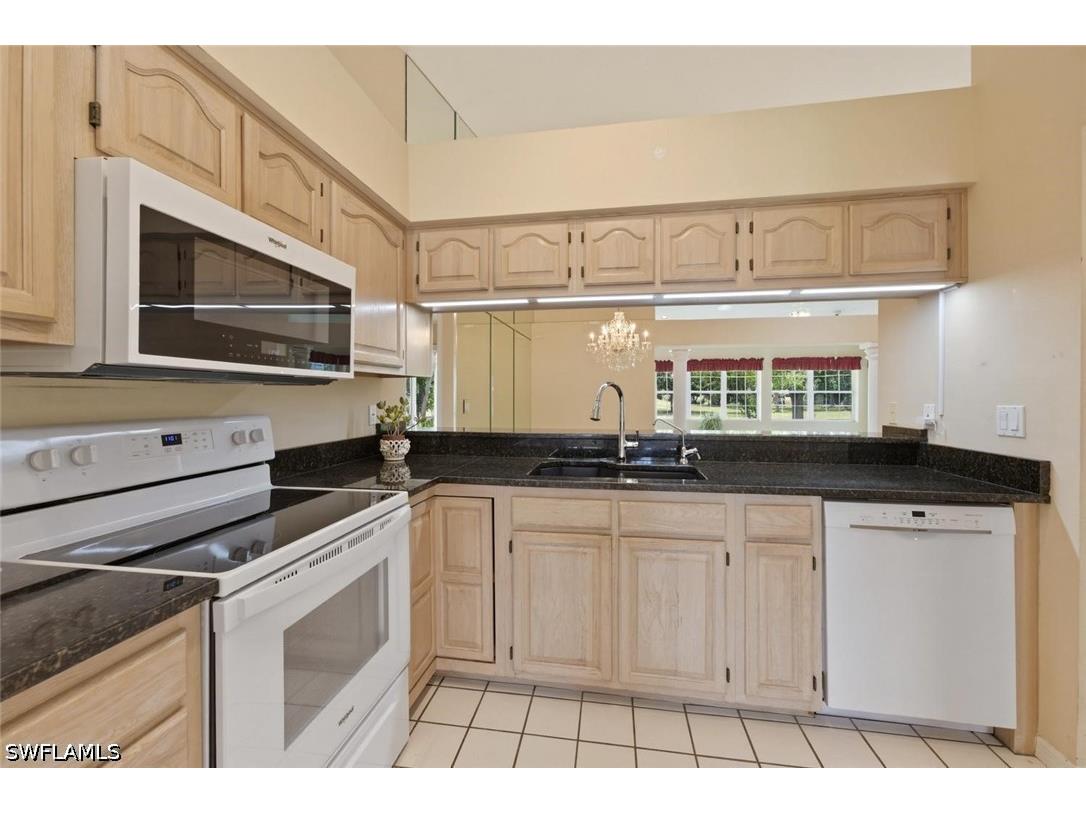 204 Estelle Court Naples FL 34112 226017577 image8