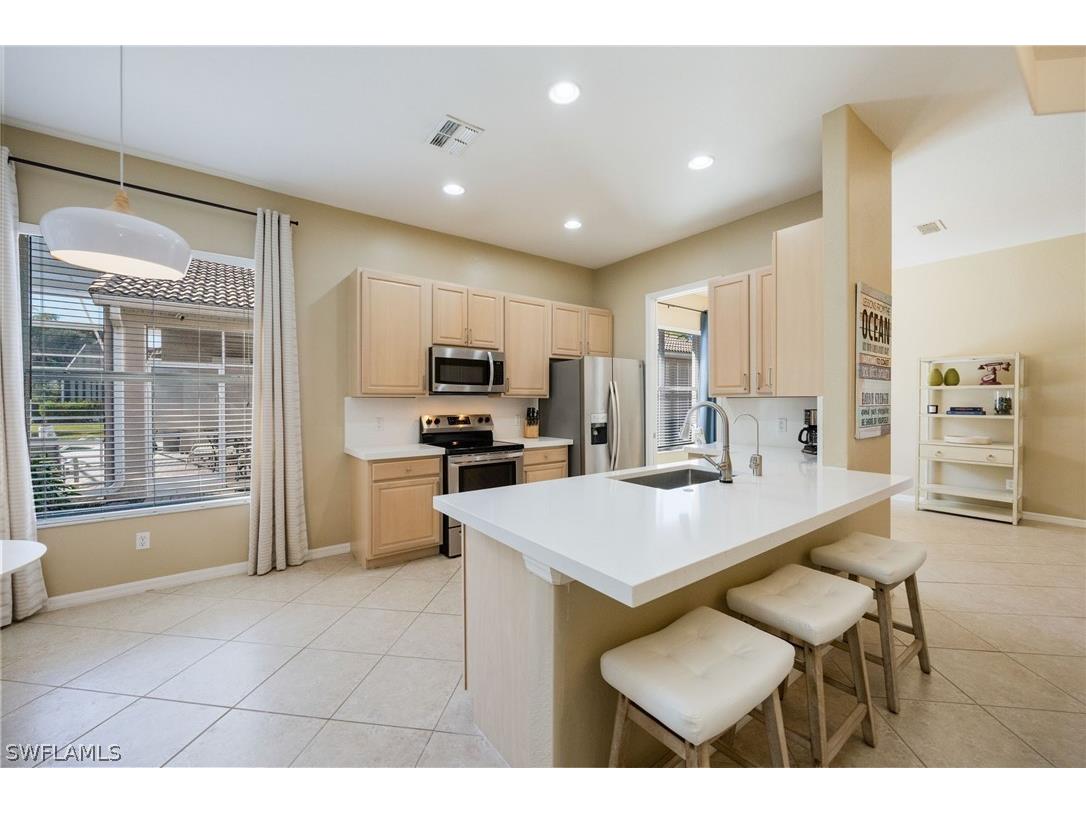 204 Glen Eagle Circle Naples FL 34104 226000888 image4