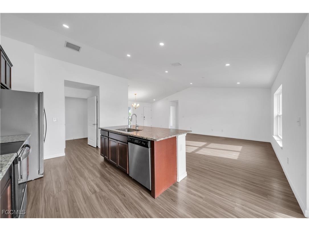 204 NW 24th Place Cape Coral FL 33993 2025011700 image11