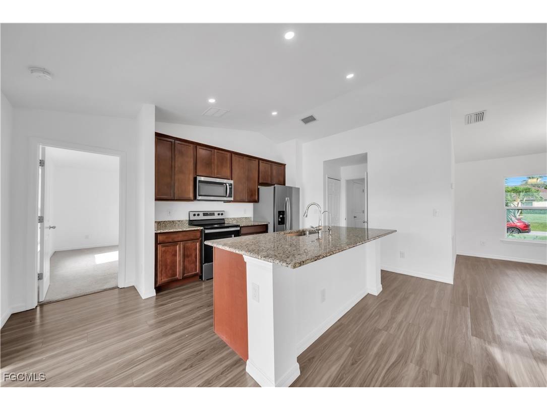 204 NW 24th Place Cape Coral FL 33993 2025011700 image13