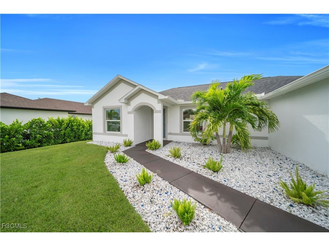 204 NW 24th Place Cape Coral FL 33993 2025011700 image2