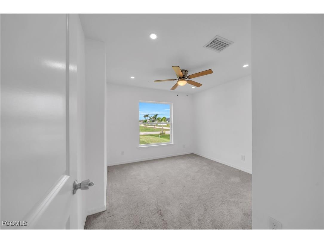 204 NW 24th Place Cape Coral FL 33993 2025011700 image30