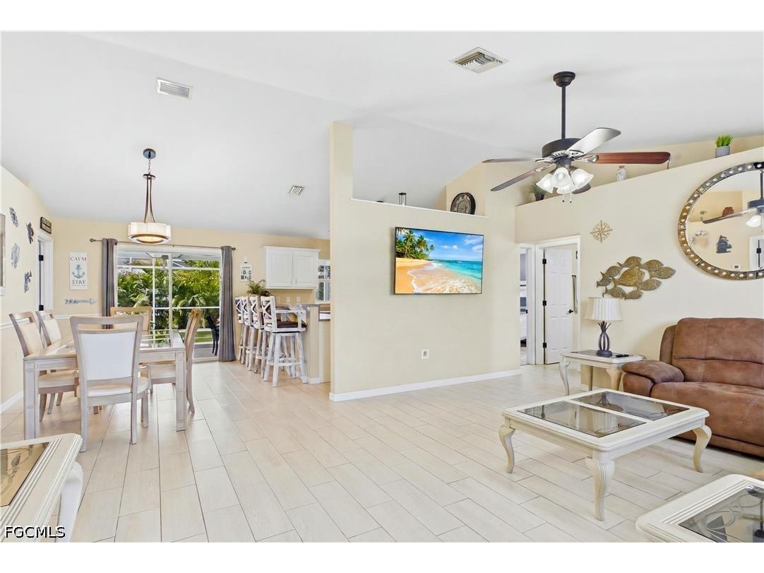 204 SE 18th Street Cape Coral FL 33990 2026026183 image21