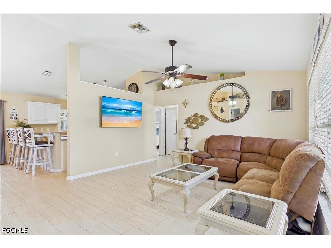 204 SE 18th Street Cape Coral FL 33990 2026026183 image22
