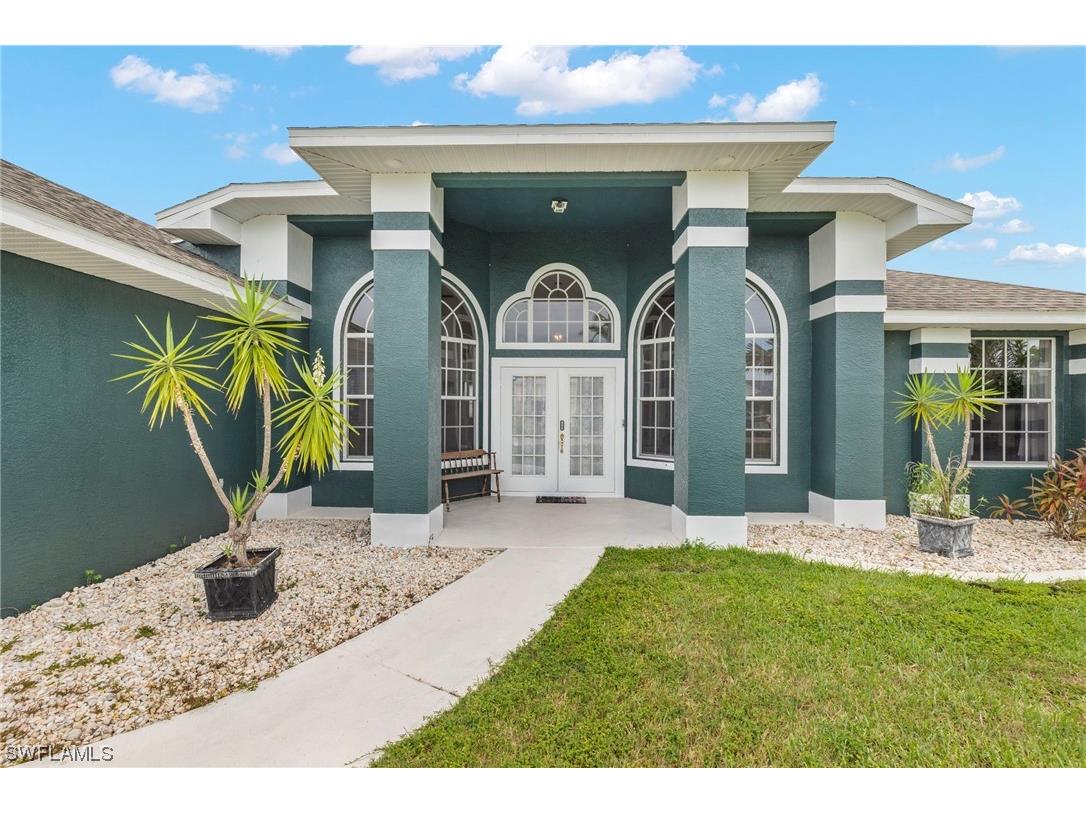 204 SW 47th Street Cape Coral FL 33914 223070223 image1