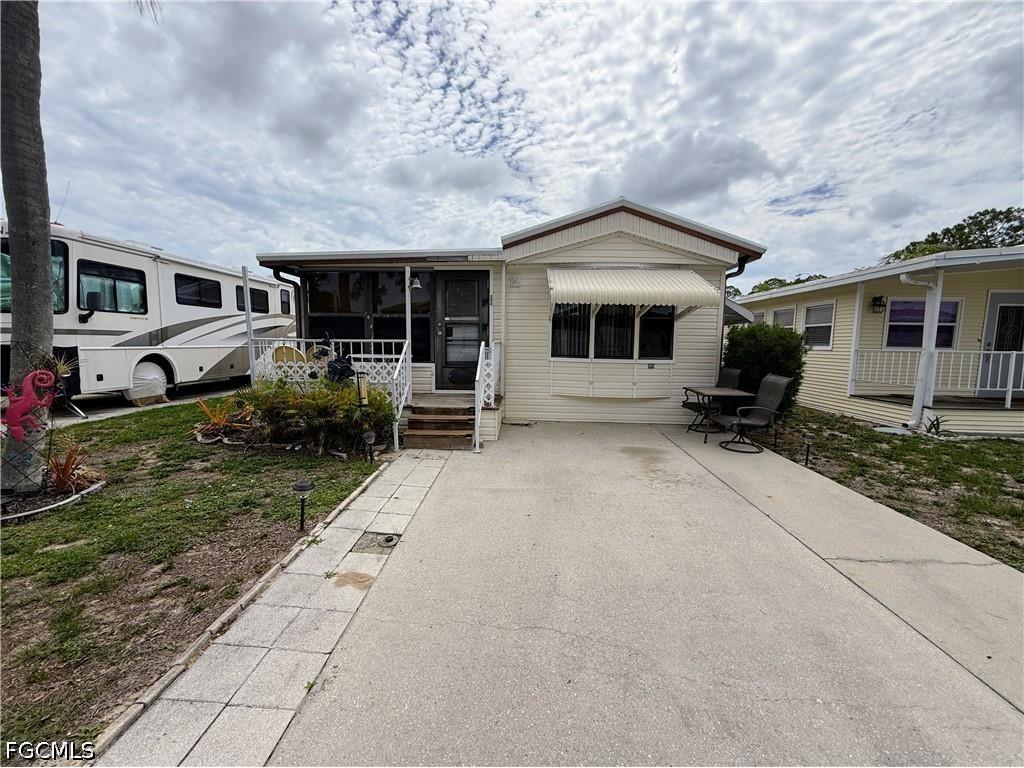 204 Sojourn Drive North Fort Myers FL 33903 2026024618 image1