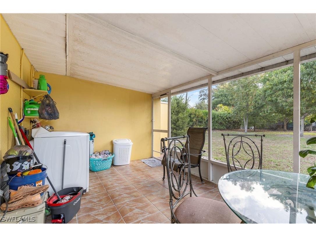 2040 46th Terrace SW Naples FL 34116 226009735 image19