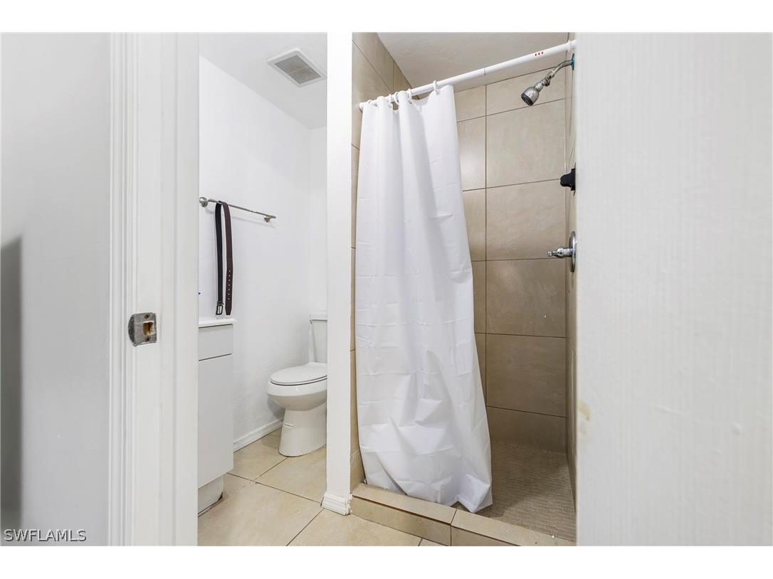 2040 46th Terrace SW Naples FL 34116 226009735 image34