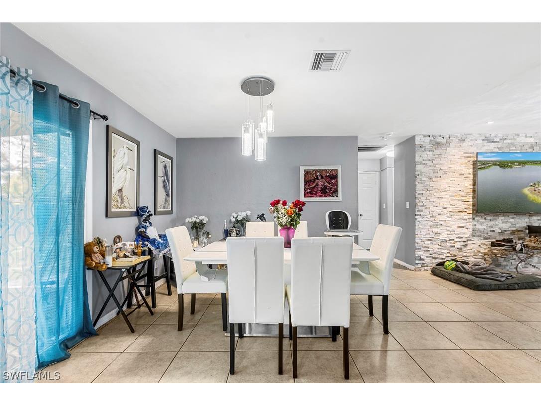 2040 46th Terrace SW Naples FL 34116 226009735 image6