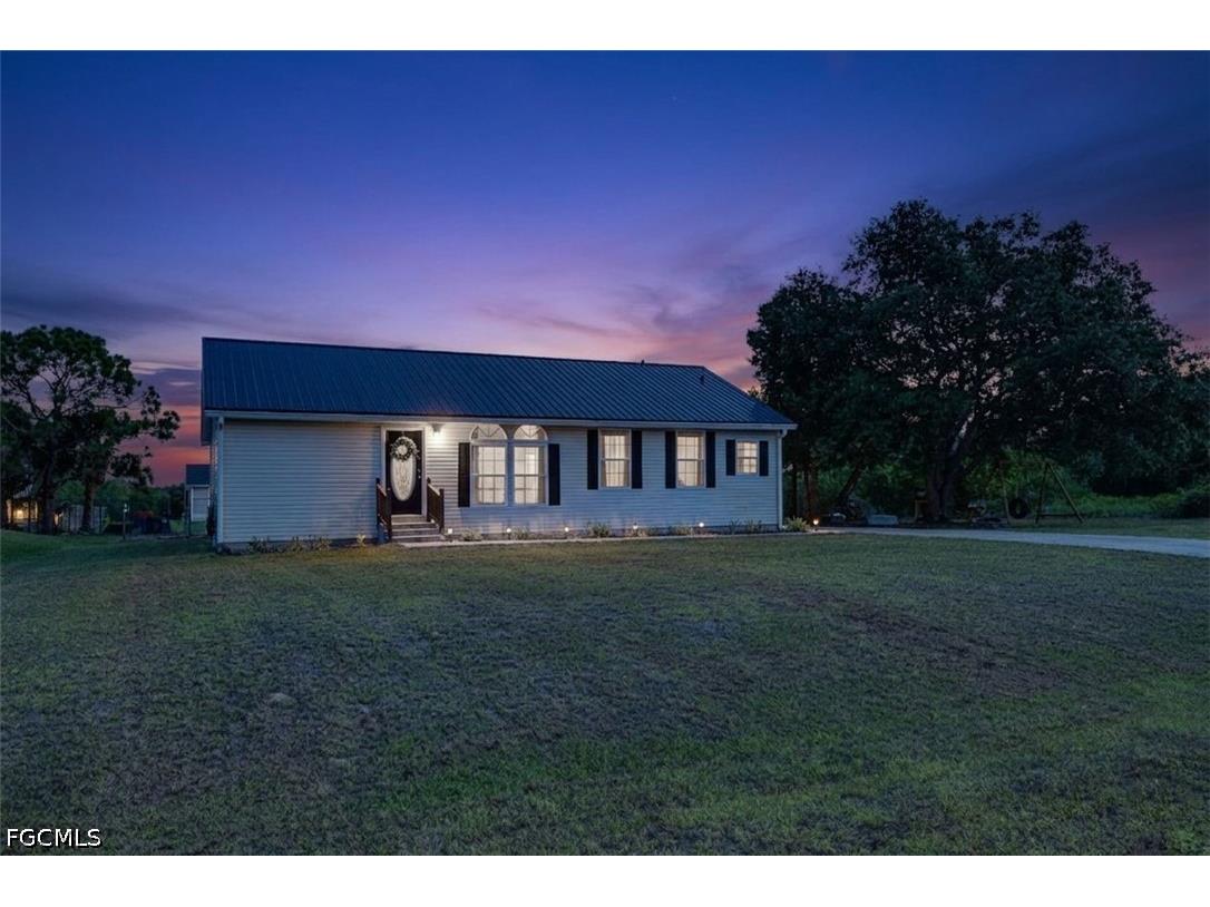 2040 S Montana Circle Labelle FL 33935 2026021295 image2