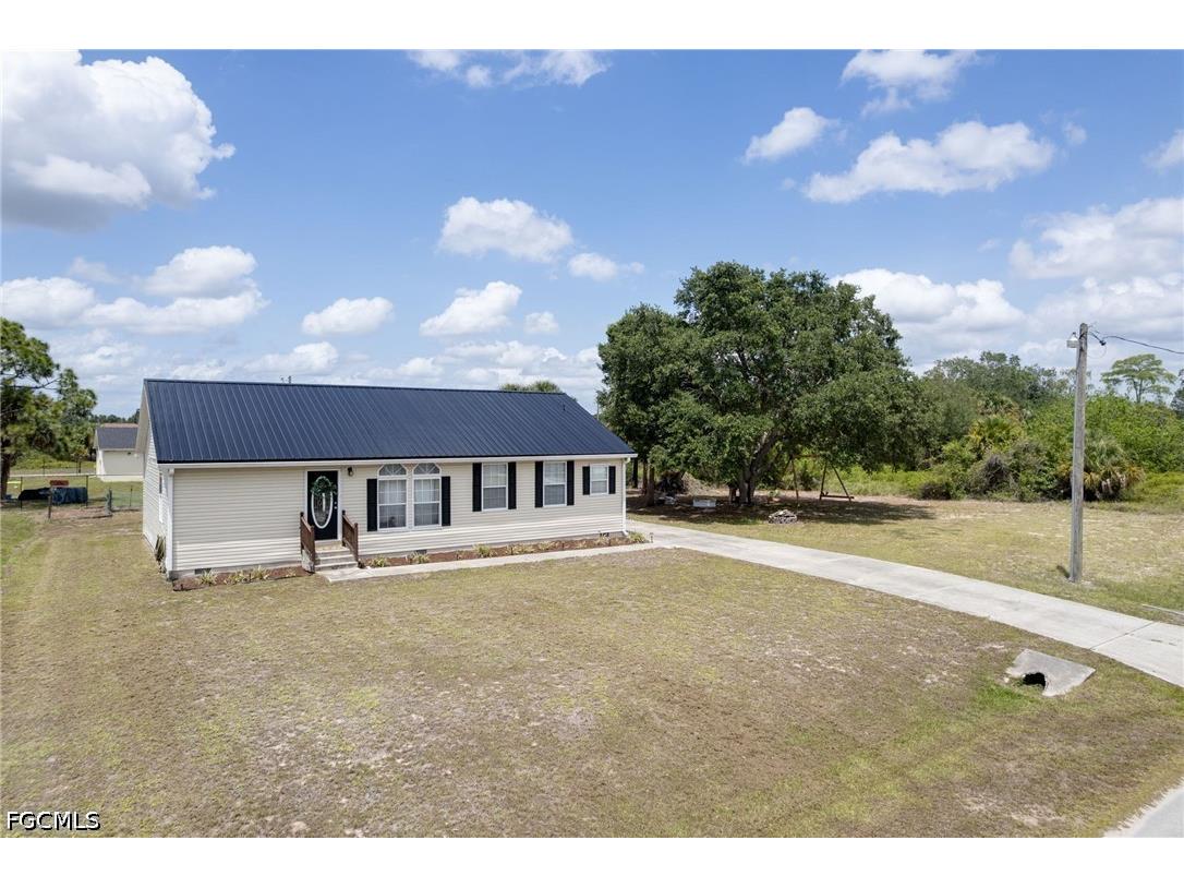 2040 S Montana Circle Labelle FL 33935 2026021295 image26