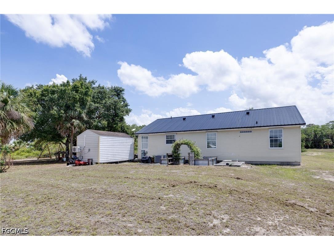 2040 S Montana Circle Labelle FL 33935 2026021295 image3