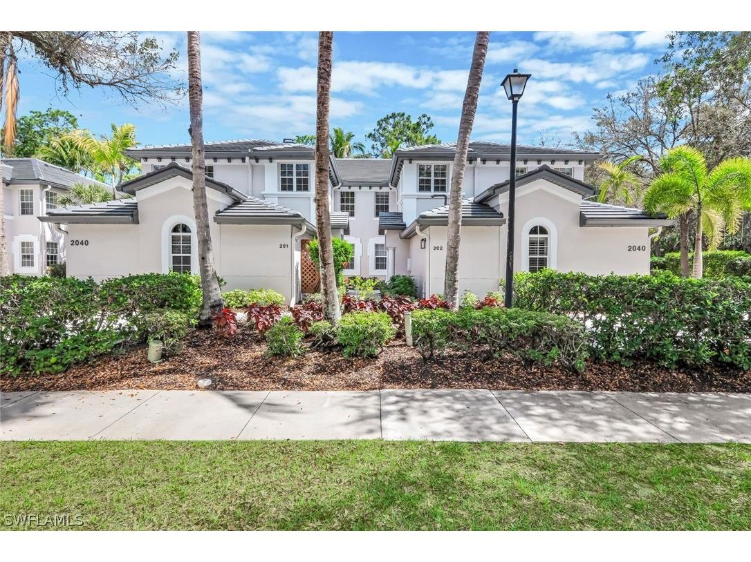 2040 Tarpon Bay Drive N #201 Naples FL 34119 226010756 image2