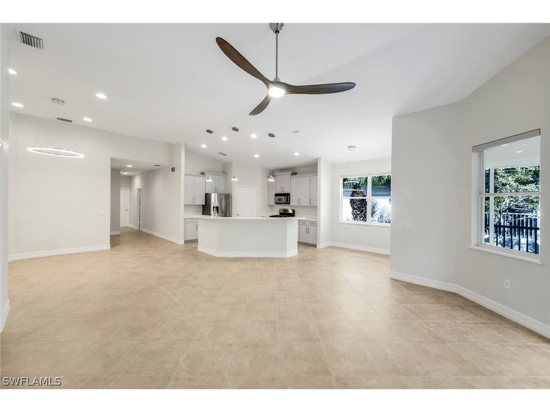 2040 Tarpon Bay Drive N #201 Naples FL 34119 226010756 image23