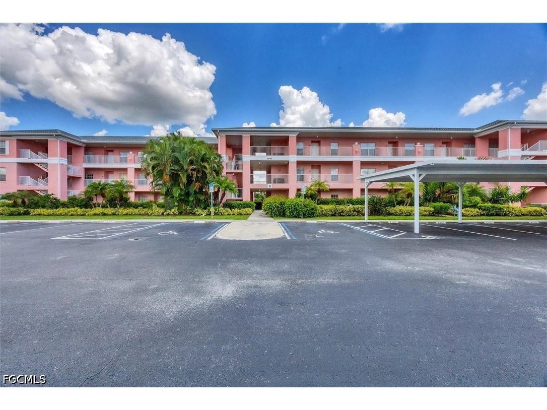 2040 Willow Hammock Circle #301 Punta Gorda FL 33983 2026020986 image2
