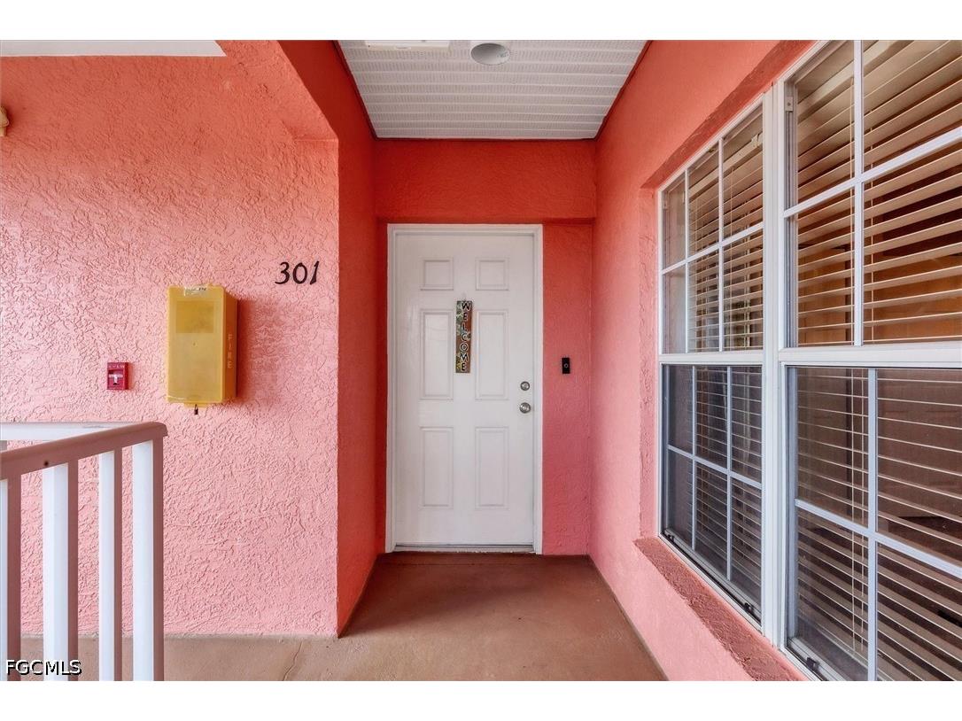 2040 Willow Hammock Circle #301 Punta Gorda FL 33983 2026020986 image4