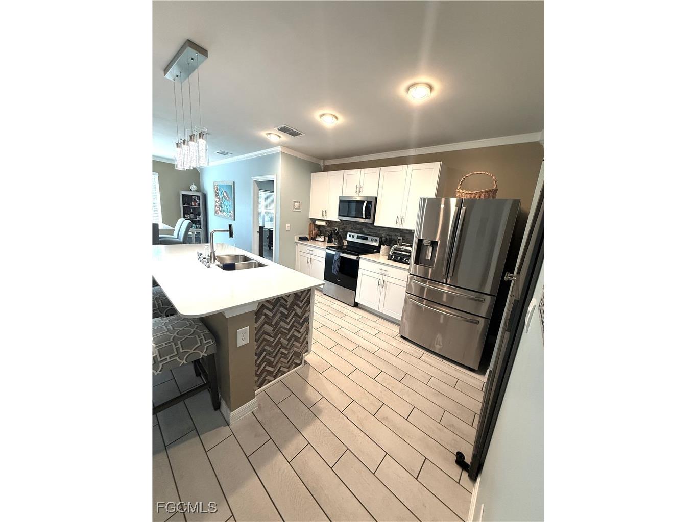 20404 Camino Torcido Loop W North Fort Myers FL 33917 2026004759 image1