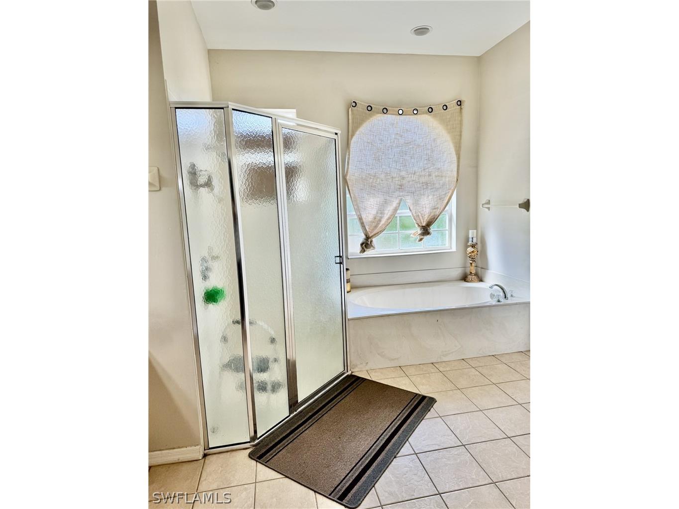 2041 24th Avenue NE Naples FL 34120 226010506 image13