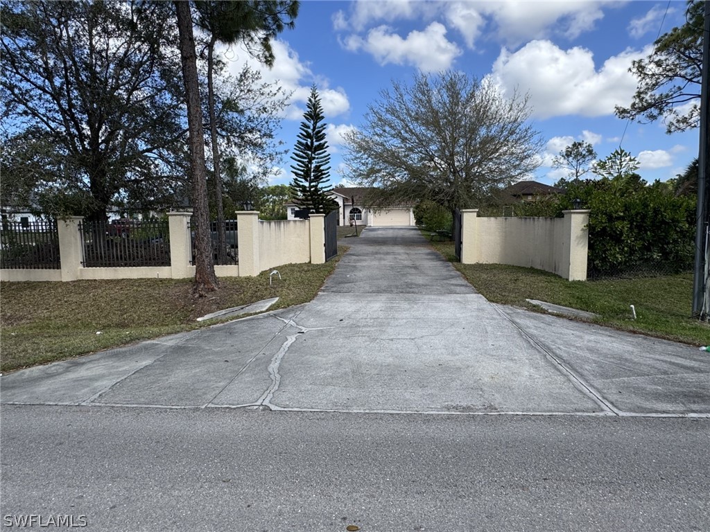 2041 24th Avenue NE Naples FL 34120 226010506 image23