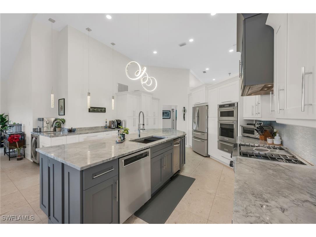 2041 Prince Drive Naples FL 34110 225084031 image11