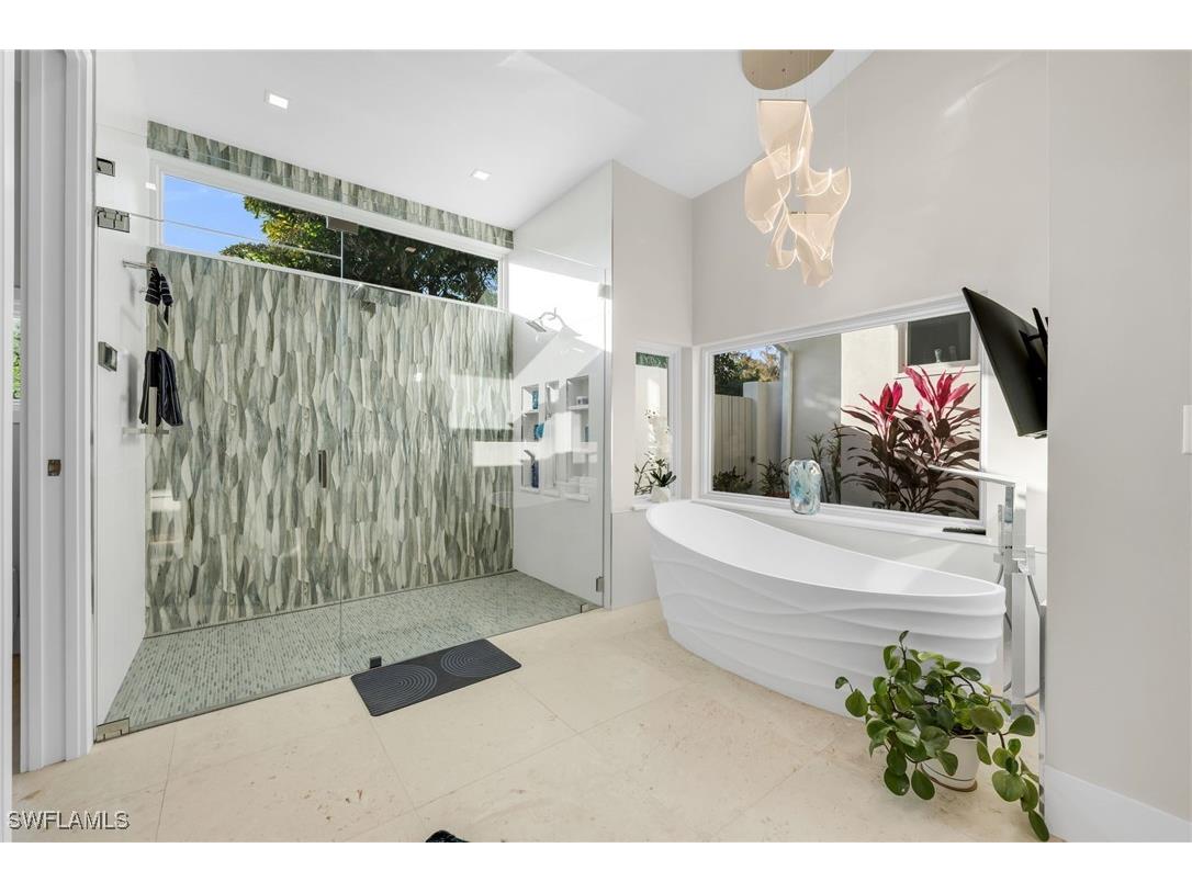 2041 Prince Drive Naples FL 34110 225084031 image17