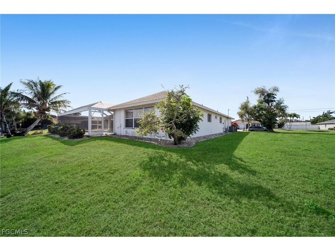 2041 SE 16th Street Cape Coral FL 33990 2026012225 image16