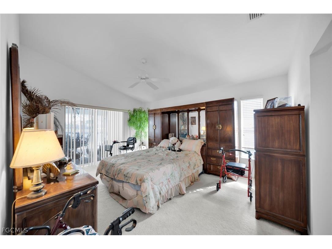 2041 SE 16th Street Cape Coral FL 33990 2026012225 image22