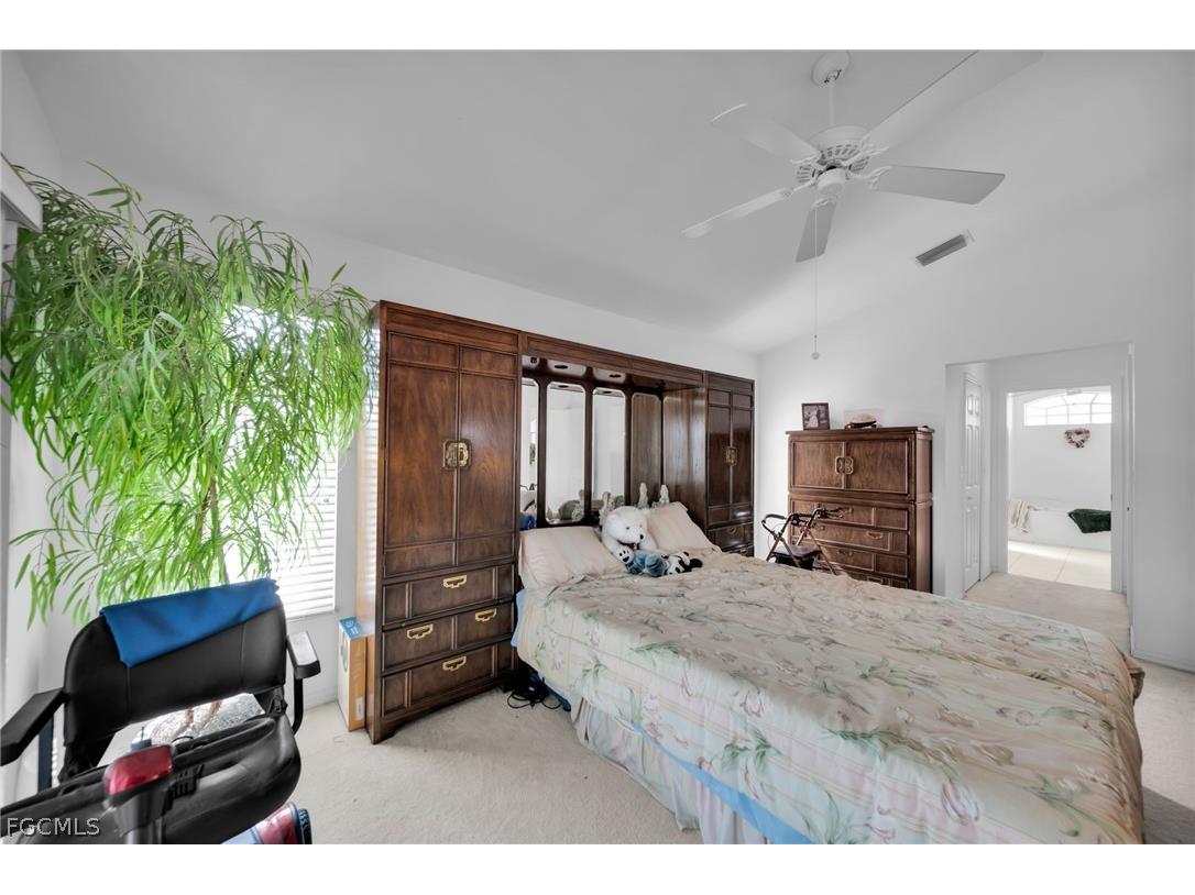 2041 SE 16th Street Cape Coral FL 33990 2026012225 image23