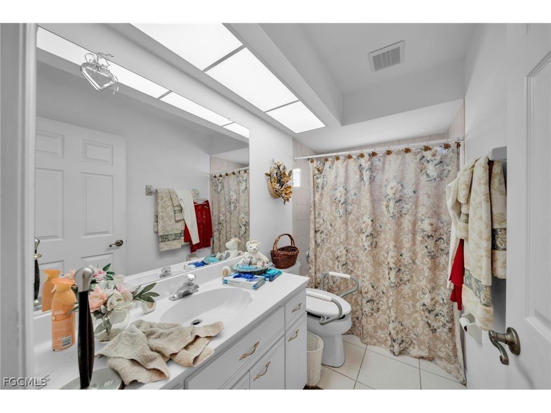 2041 SE 16th Street Cape Coral FL 33990 2026012225 image35