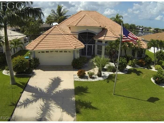 2042 Four Mile Cove Parkway Cape Coral FL 33990 2025006483 image1