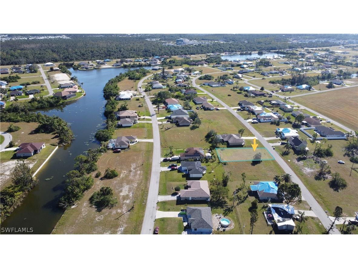 2043 NE 20th Terrace Cape Coral FL 33909 222085550 image1