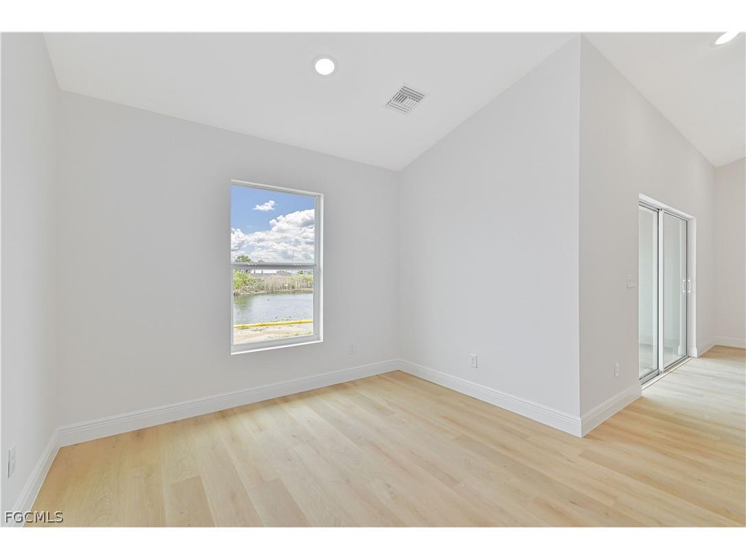 2043 NE 42nd Street Cape Coral FL 33909 2026013516 image12