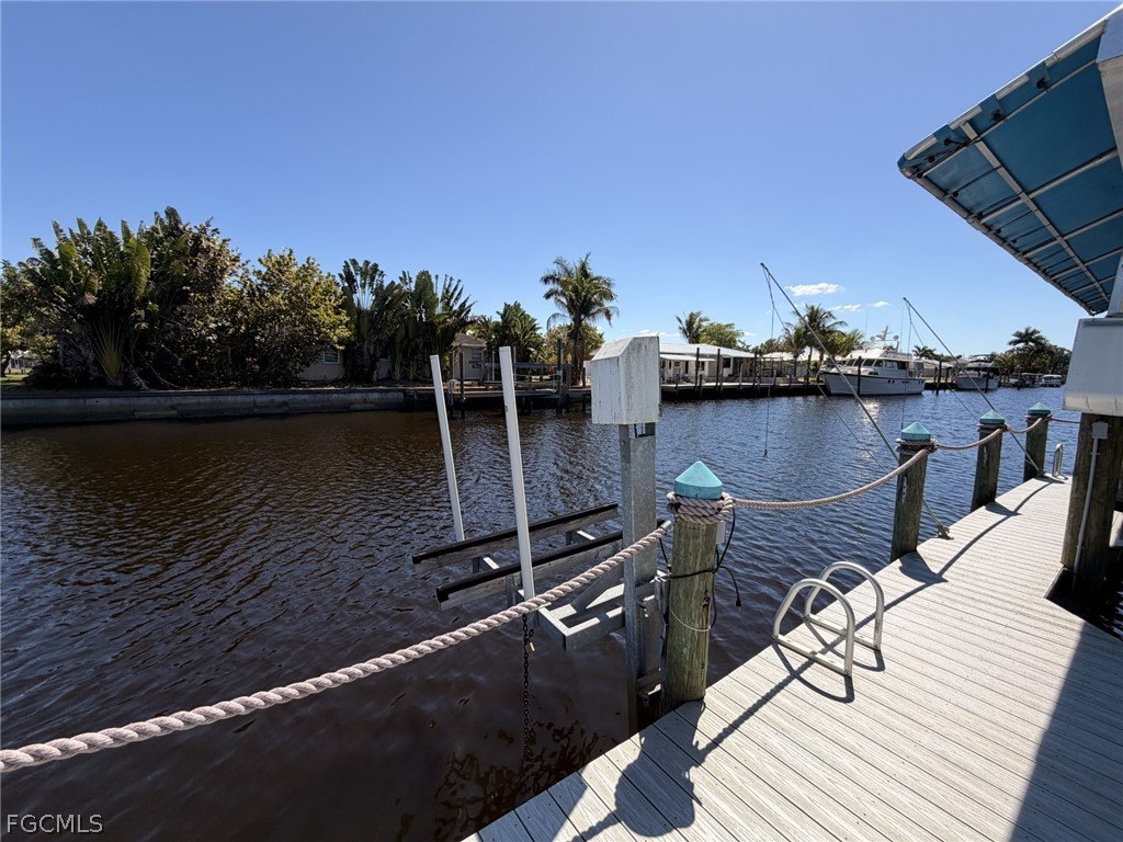 2044 Aruba Avenue Fort Myers FL 33905 2026013831 image6