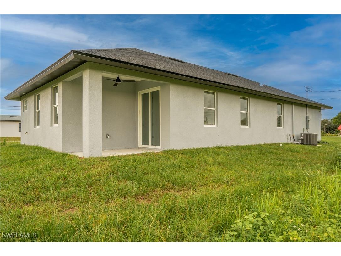 2045 Carver Avenue Fort Myers FL 33916 226000930 image22