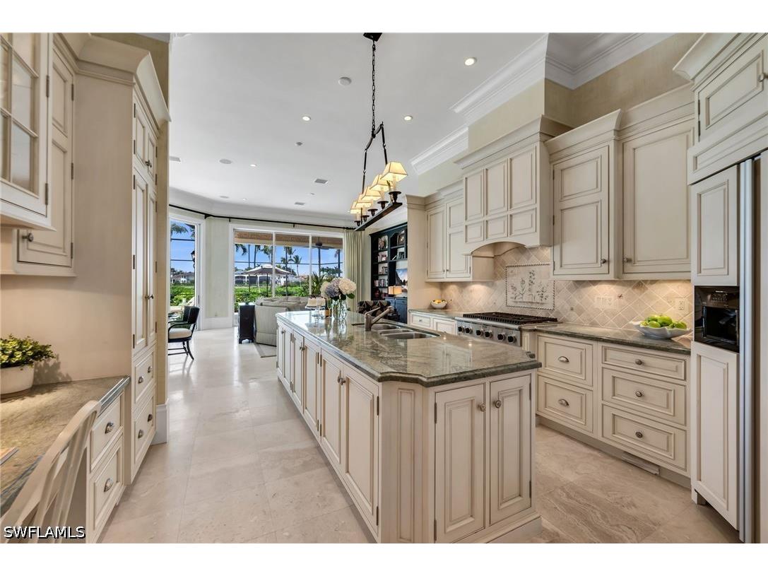 2045 Isla Vista Lane Naples FL 34105 226014731 image9