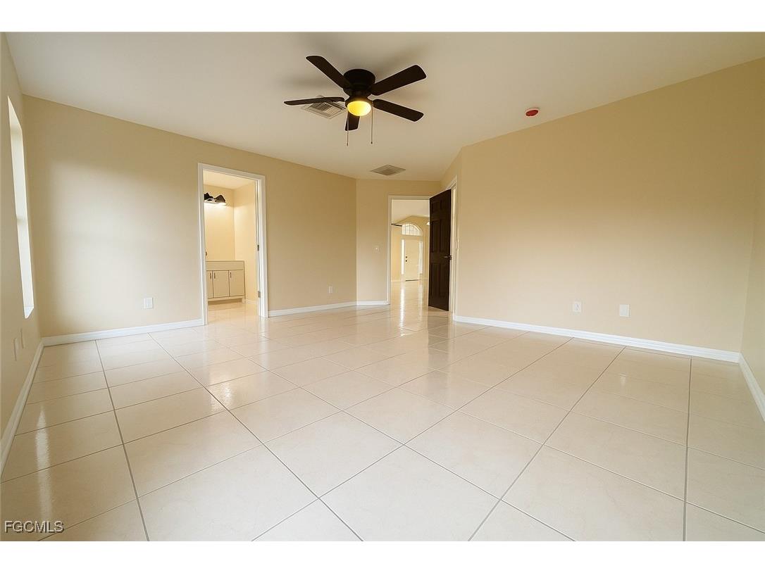 2045 NE 28th Street Cape Coral FL 33909 2025019889 image15