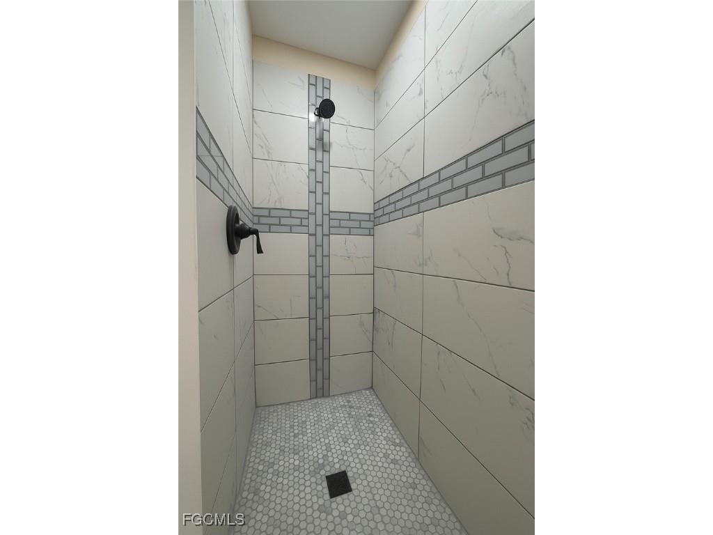 2045 NE 28th Street Cape Coral FL 33909 2025019889 image16