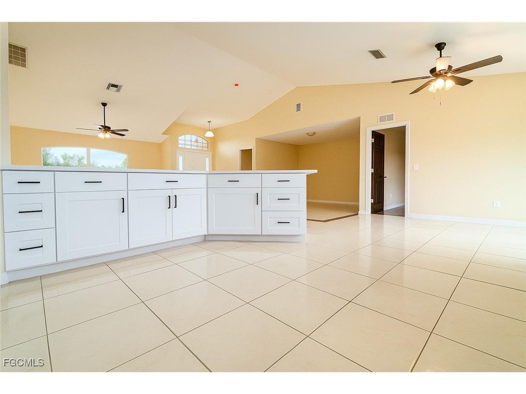 2045 NE 28th Street Cape Coral FL 33909 2025019889 image6