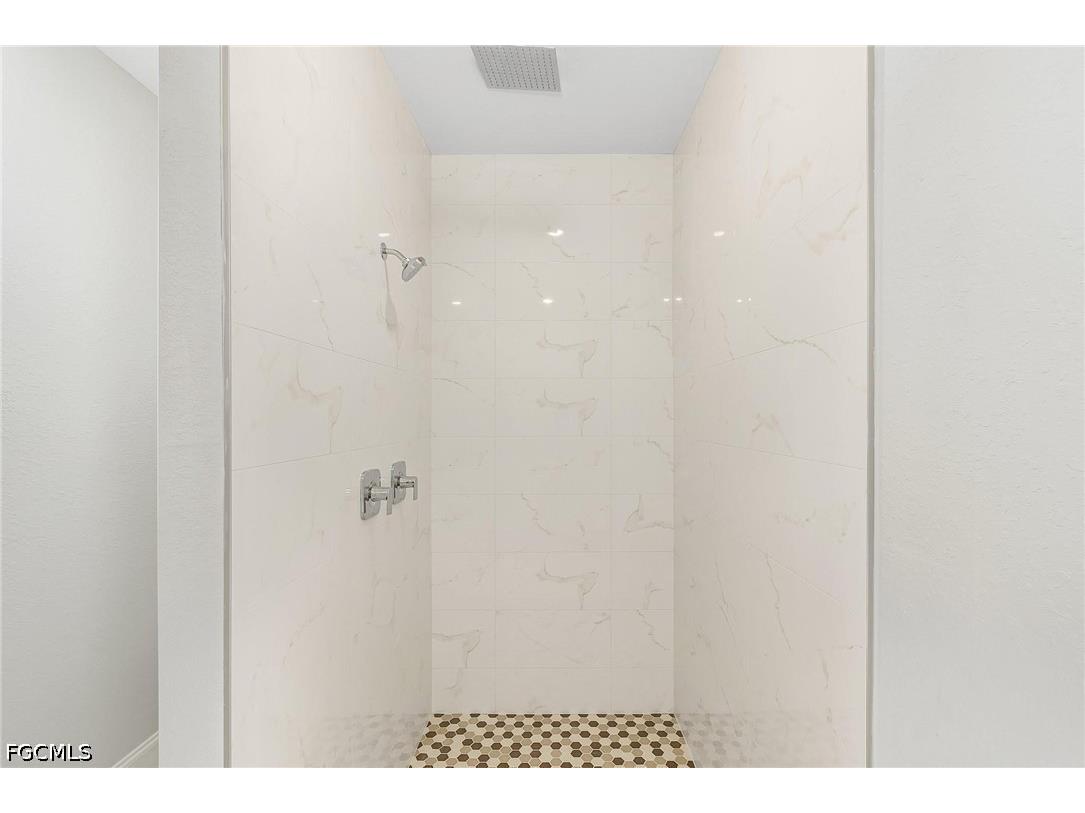 2045 NW 3rd Street Cape Coral FL 33993 2026020555 image15
