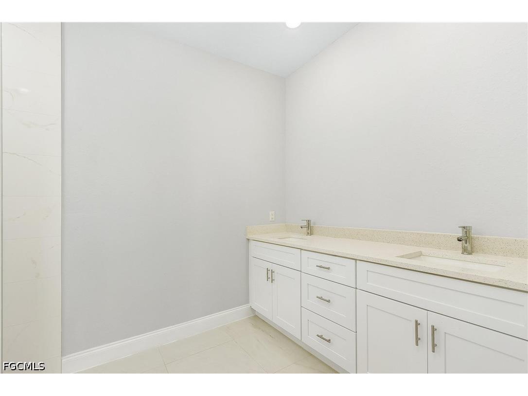 2045 NW 3rd Street Cape Coral FL 33993 2026020555 image16