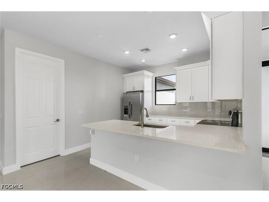 2045 NW 3rd Street Cape Coral FL 33993 2026020555 image6