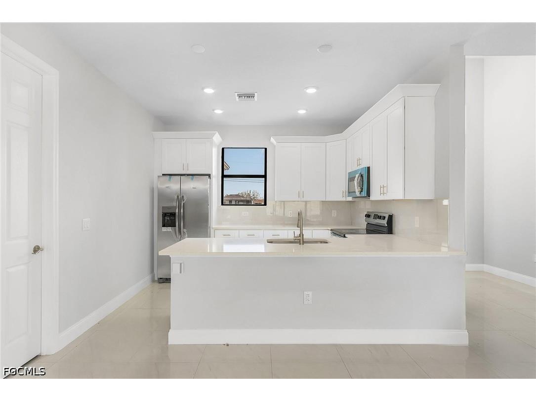 2045 NW 3rd Street Cape Coral FL 33993 2026020555 image8