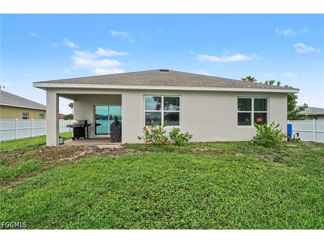2045 NW 7th Street Cape Coral FL 33993 2026024607 image24