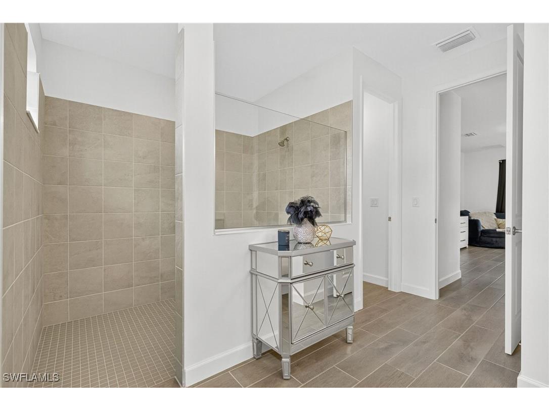 20455 Napa Loop Estero FL 33928 225061953 image17