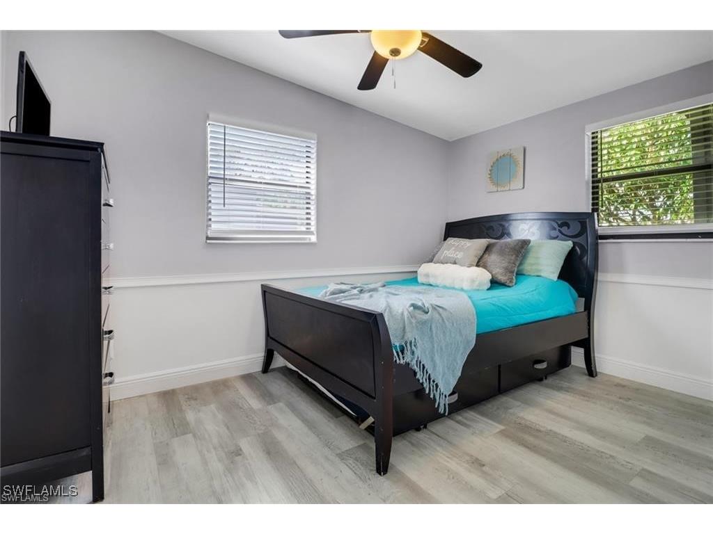 2047 Harbor Lane Naples FL 34104 225054659 image19