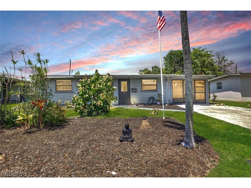 2047 Harbor Lane Naples FL 34104 225054659 image28